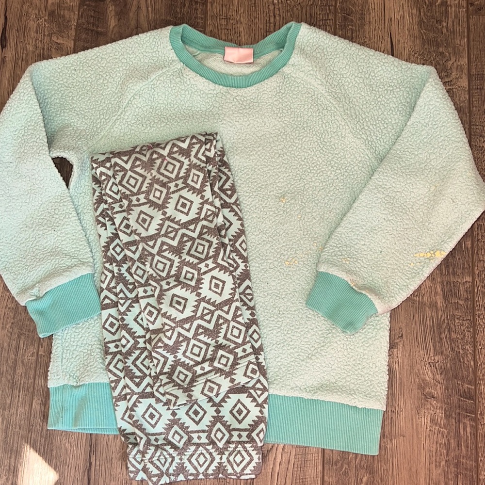 32 degrees teal Sherpa pullover and matching leggings S 7/8 play